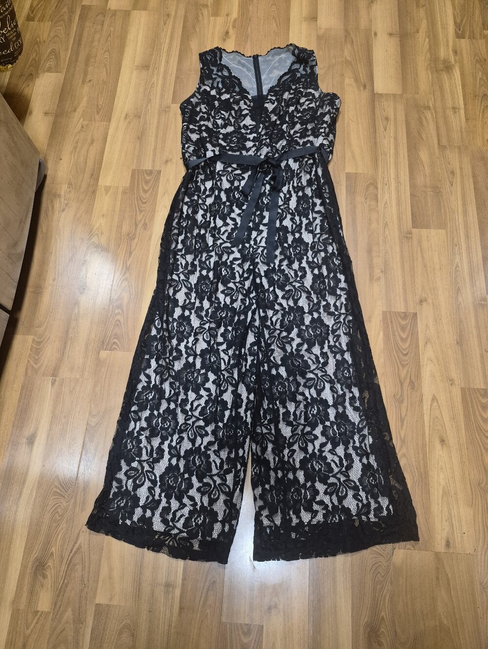Elegant Black Lace Jumpsuit - Picture 6 of 8